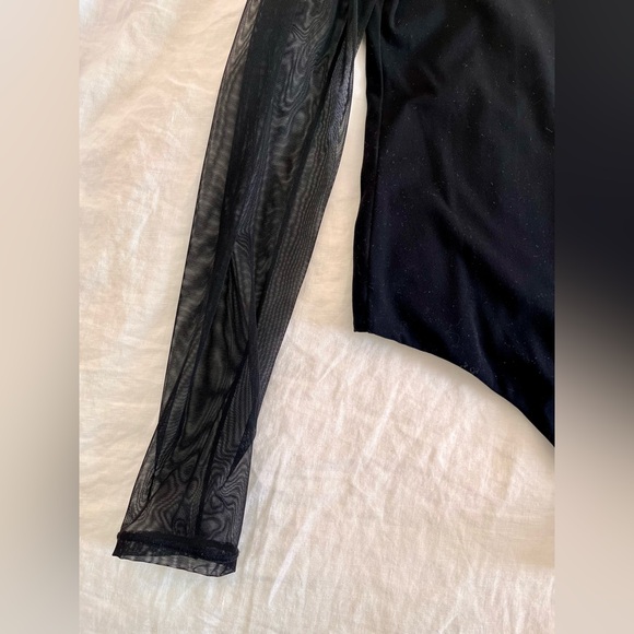 ❌SOLD Mesh Long Sleeve Bodysuit - Picture 5 of 9